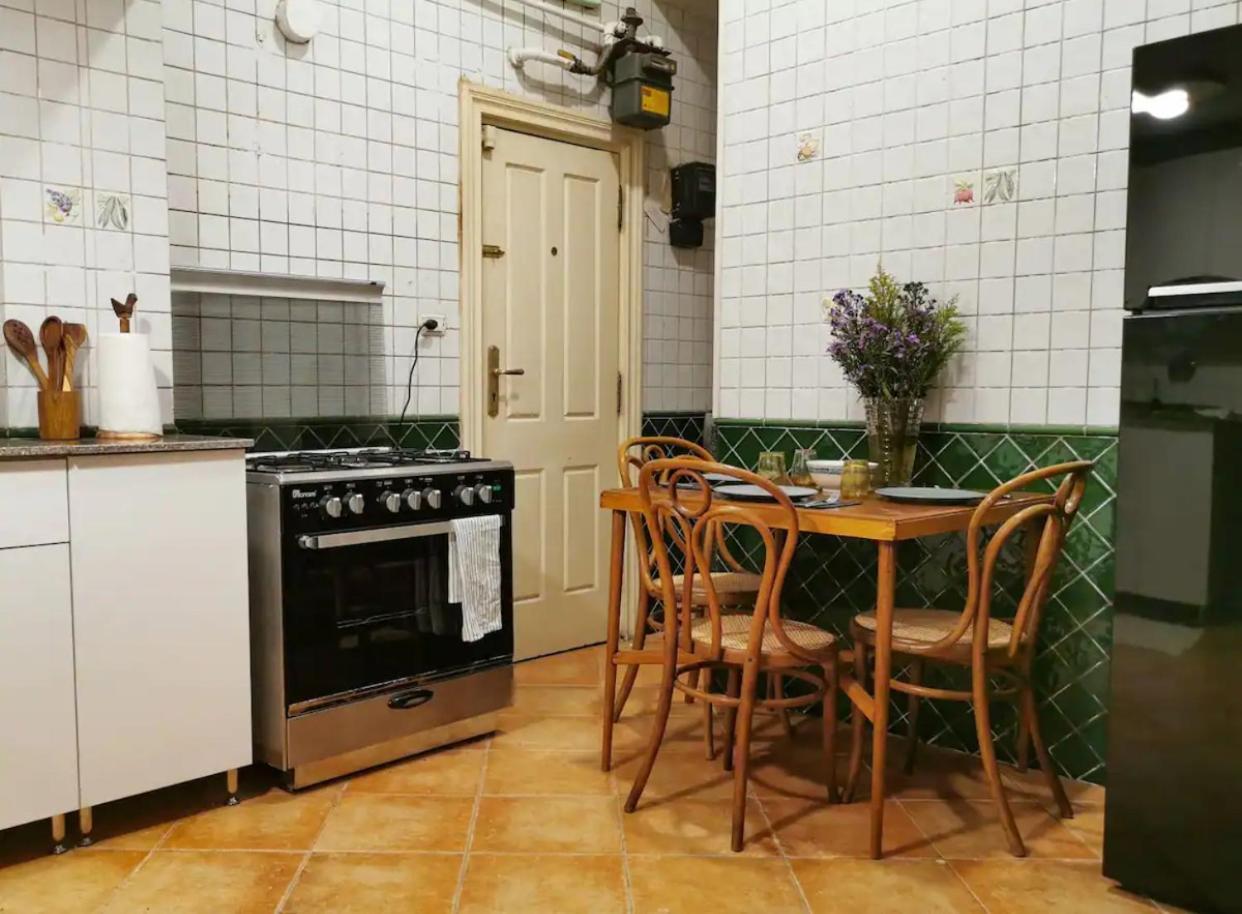 Luxury On The Nile - Zamalek Apartments Каир Экстерьер фото