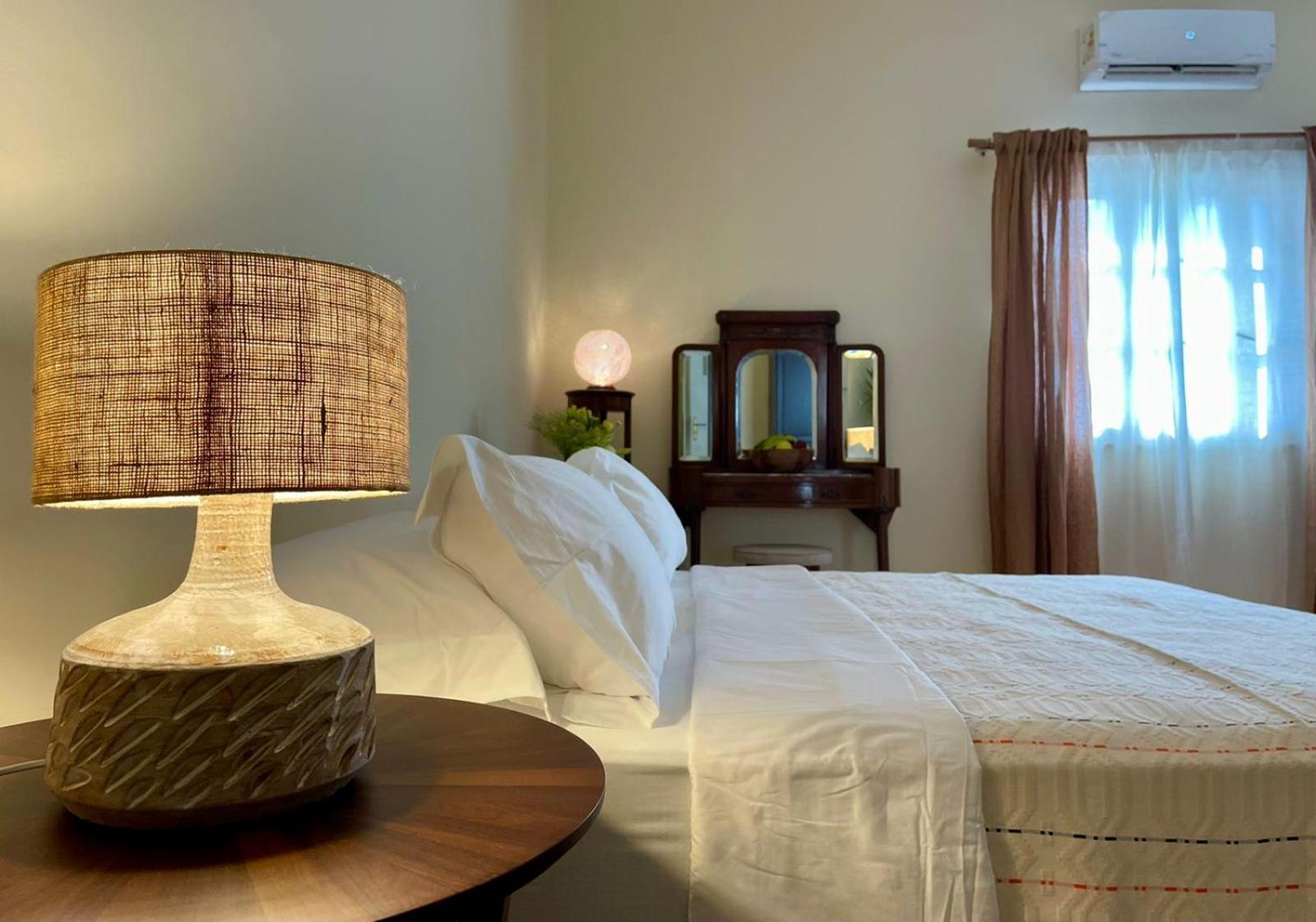 Luxury On The Nile - Zamalek Apartments Каир Экстерьер фото