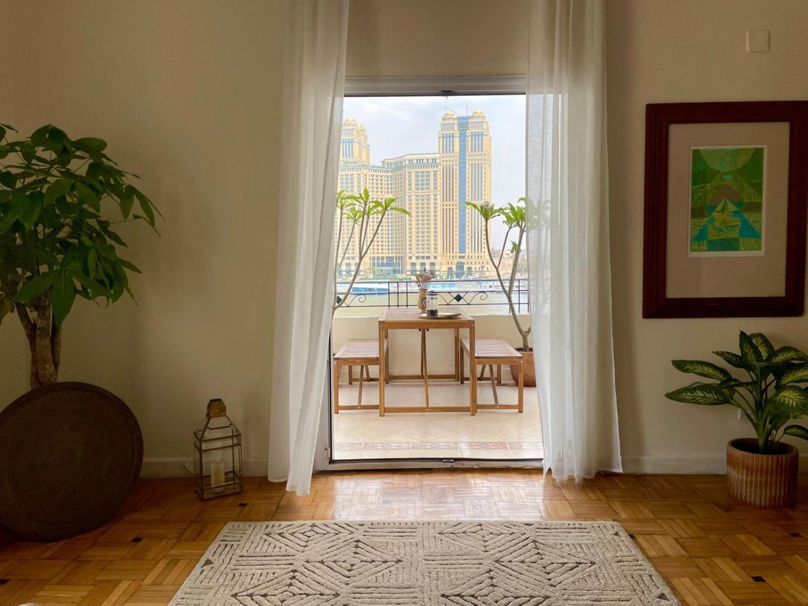 Luxury On The Nile - Zamalek Apartments Каир Экстерьер фото
