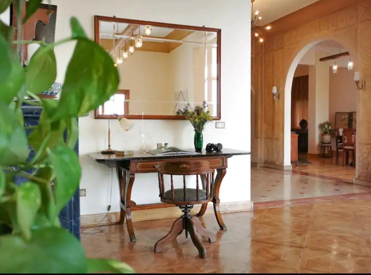 Luxury On The Nile - Zamalek Apartments Каир Экстерьер фото